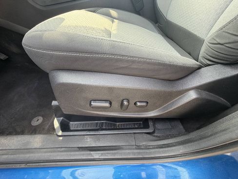 Used 2017 Ford Escape SE AWD/4WD image 19
