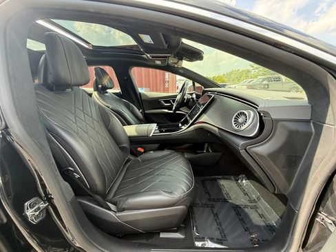 Used 2022 Mercedes-Benz EQS 450+ Sedan image 23