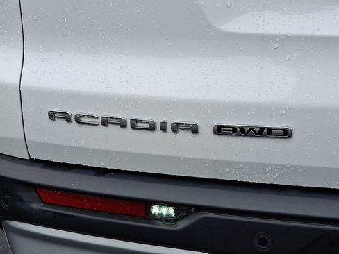 Used 2025 GMC Acadia Elevation AWD/4WD image 30