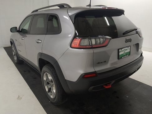 Used 2019 Jeep Cherokee Trailhawk w/ Cold Weather Group AWD/4WD image 5