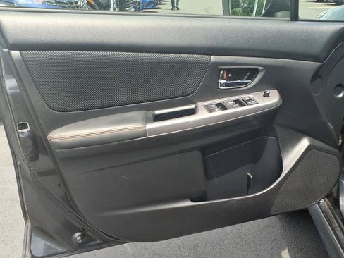 Used 2017 Subaru Crosstrek 2.0i Premium AWD/4WD image 23