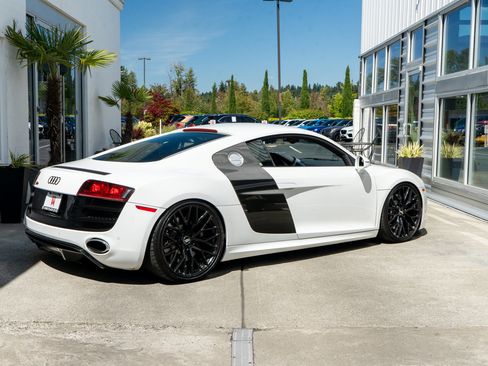 Used 2010 Audi R8 V10 AWD/4WD image 7