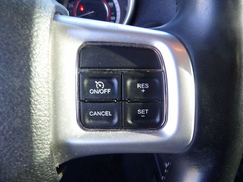 Used 2020 Dodge Journey SE w/ SE Popular Equipment Group image 16