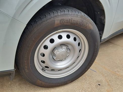 Used 2024 Ford Maverick XL image 13