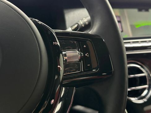 Used 2020 Rolls-Royce Cullinan image 19