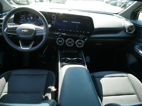 Used 2024 Chevrolet Blazer EV LT AWD/4WD image 10
