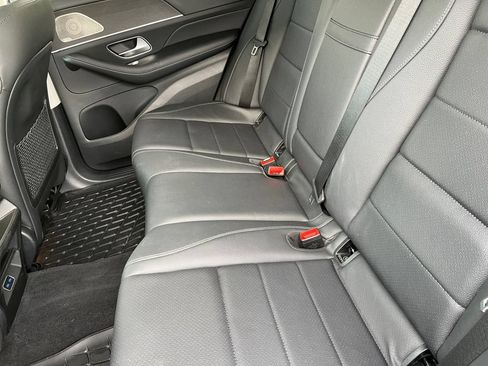 Used 2024 Mercedes-Benz GLE 450e 4MATIC image 13