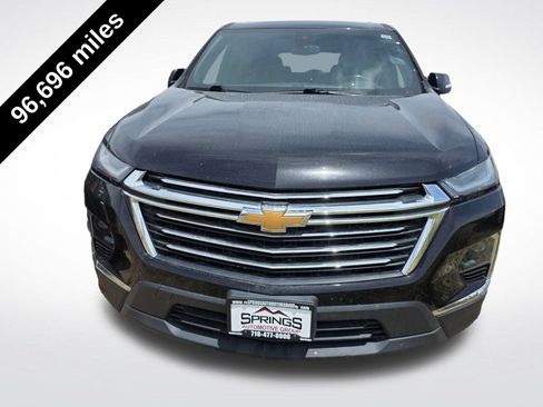 Used 2023 Chevrolet Traverse LT AWD/4WD image 2