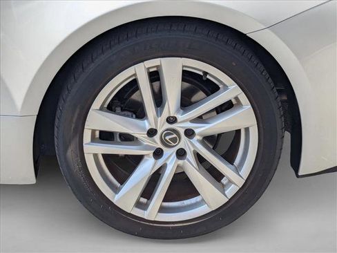 Used 2024 Lexus RC 350 image 18