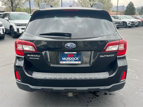 Used 2015 Subaru Outback 2.5i Limited image 9