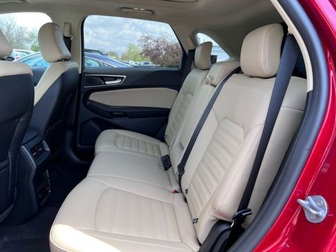 Used 2024 Ford Edge SEL w/ Convenience Package AWD/4WD image 5