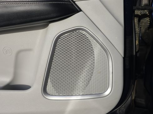 Used 2017 Jeep Compass Latitude w/ Popular Equipment Group image 22