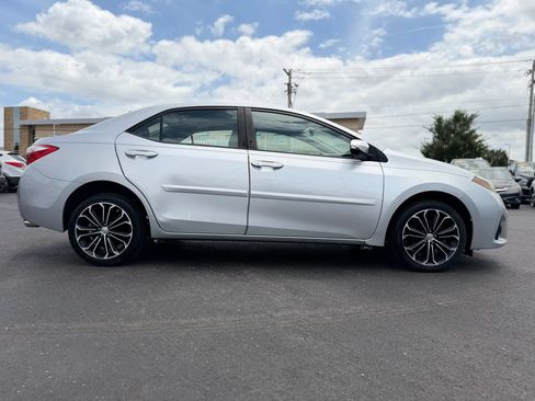 Used 2014 Toyota Corolla S FWD image 3