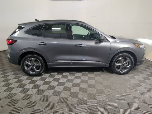 Used 2023 Ford Escape ST-Line w/ Tech Pack #1 AWD/4WD image 13