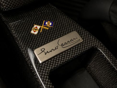 Used 2003 Ferrari Enzo RWD image 37