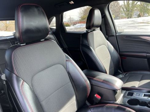 Certified 2023 Ford Escape ST-Line w/ Tech Pack #1 image 35