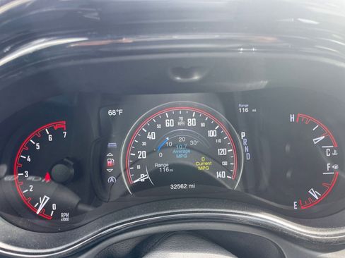 Used 2024 Dodge Durango SXT image 40