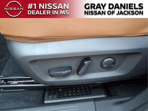 New 2026 Nissan Rogue Platinum image 11