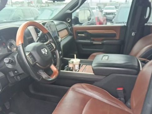 Used 2021 RAM 2500 Limited AWD/4WD image 10