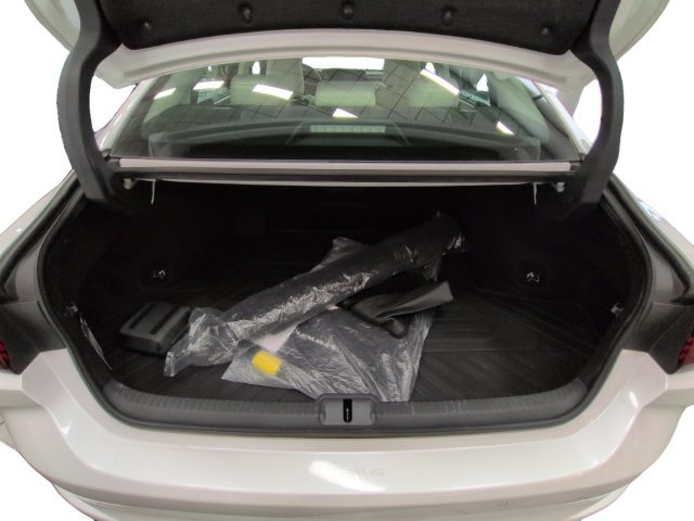 Used 2025 Lexus ES 350 Ultra Luxury w/ Accessory Package (Z2) FWD image 26