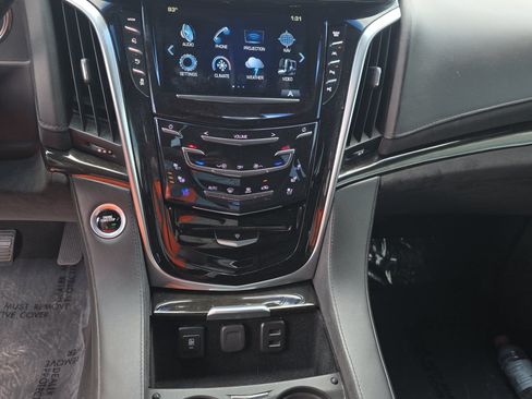 Used 2020 Cadillac Escalade ESV Platinum AWD/4WD image 8
