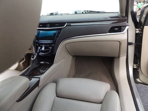 Used 2013 Cadillac XTS Luxury w/ Driver Awareness Package FWD image 27