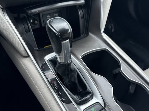 Used 2022 Honda Accord EX-L image 19