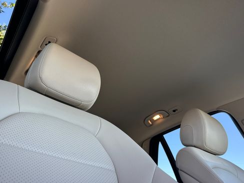 Certified 2021 Mercedes-Benz GLC 300 4MATIC image 17