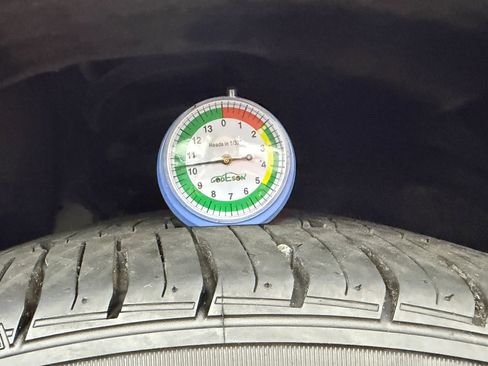 Used 2016 Chrysler 200 C w/ Premium Group image 23