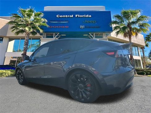 Used 2022 Tesla Model Y Performance image 7