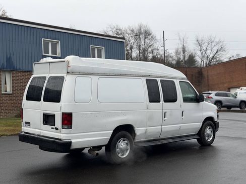 Used 2010 Ford E-350 and Econoline 350 XLT RWD image 7