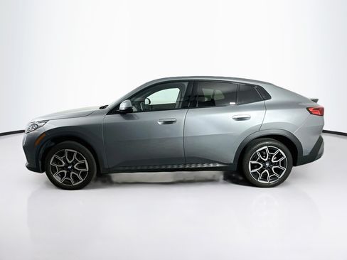 Used 2026 BMW X2 xDrive28i AWD/4WD image 4