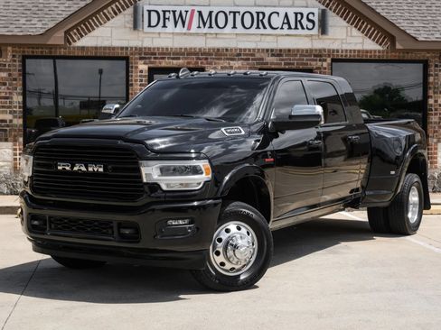 Used 2019 RAM 3500 Laramie AWD/4WD image 2