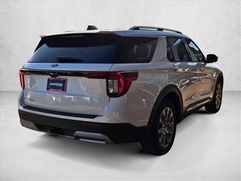 New 2026 Ford Explorer Platinum image 2