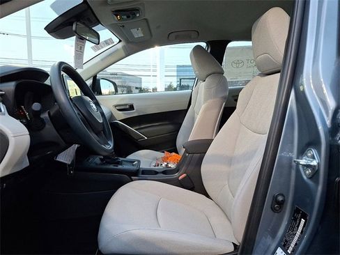 New 2026 Toyota Corolla Cross L image 8