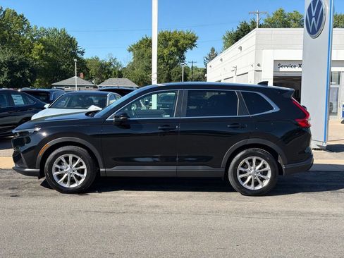 Used 2024 Honda CR-V EX image 3
