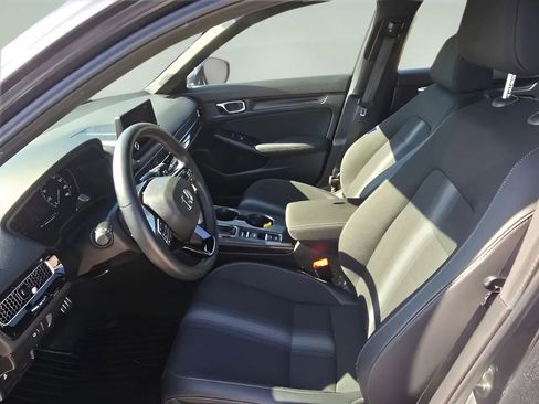 Used 2025 Honda Civic Sport image 10