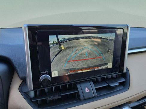 Used 2025 Toyota RAV4 LE image 18