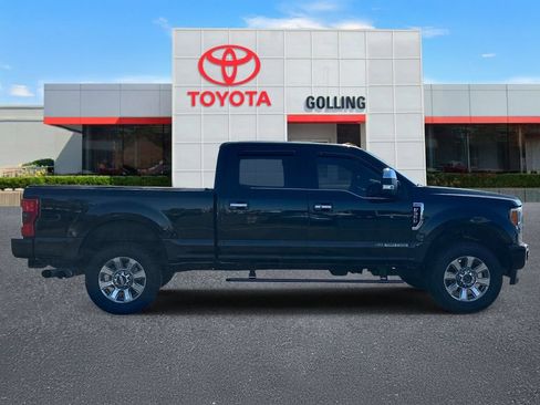 Used 2017 Ford F350 Platinum w/ Platinum Ultimate Package AWD/4WD image 6