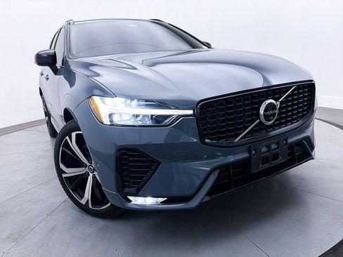 Used 2023 Volvo XC60 B6 Ultimate w/ Protection Package Premier image 10