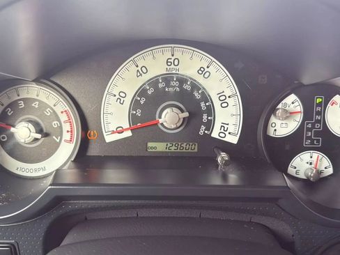 Used 2011 Toyota FJ Cruiser 4WD image 16