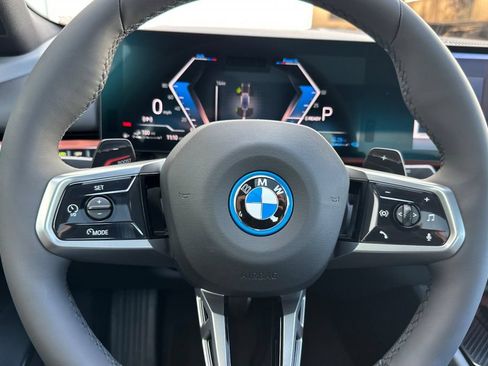 New 2026 BMW 550e xDrive AWD/4WD image 26