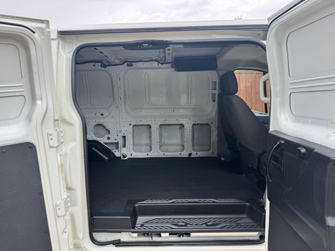 Used 2015 Ford Transit 150 130 Low Roof RWD image 6