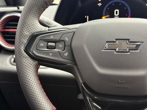 New 2026 Chevrolet Trax RS w/ Sunroof Package FWD image 18