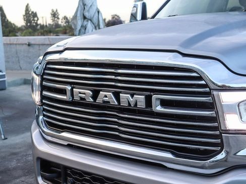 Used 2024 RAM 2500 Laramie AWD/4WD image 6