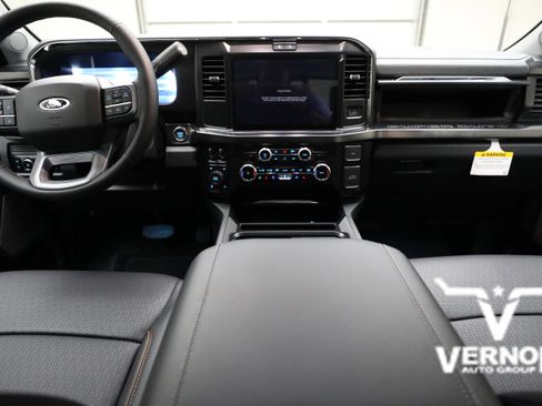 New 2026 Ford F250 Lariat AWD/4WD image 13