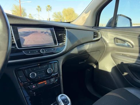 Used 2018 Buick Encore Sport Touring FWD image 16