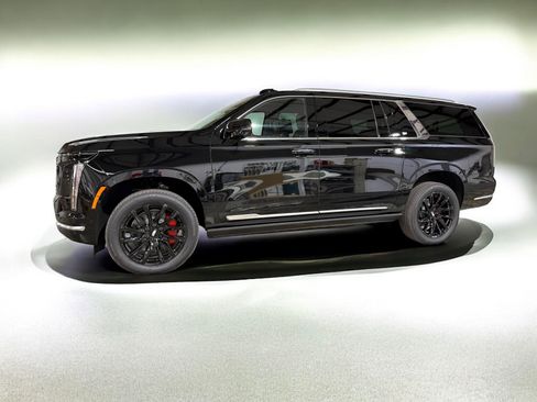 New 2026 Cadillac Escalade ESV Luxury image 2