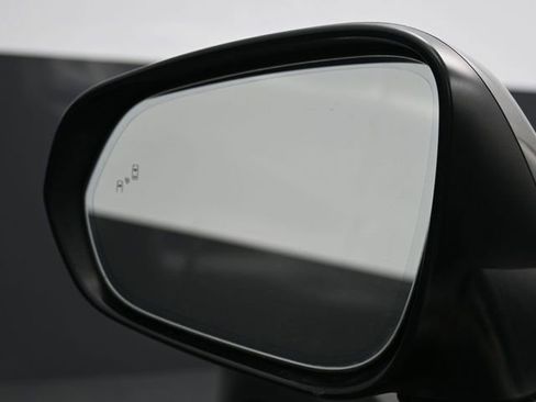 Used 2023 Lexus NX 250 FWD w/ Towing Package (2000 Lbs) image 10