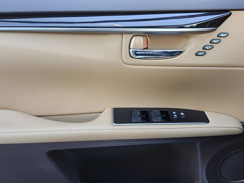 Used 2018 Lexus ES 350 image 28